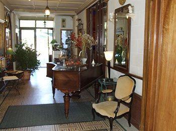 Logis Hotel De France Лош Экстерьер фото